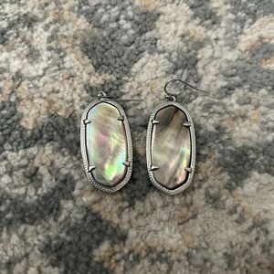 Kendra Scott Elle Earrings